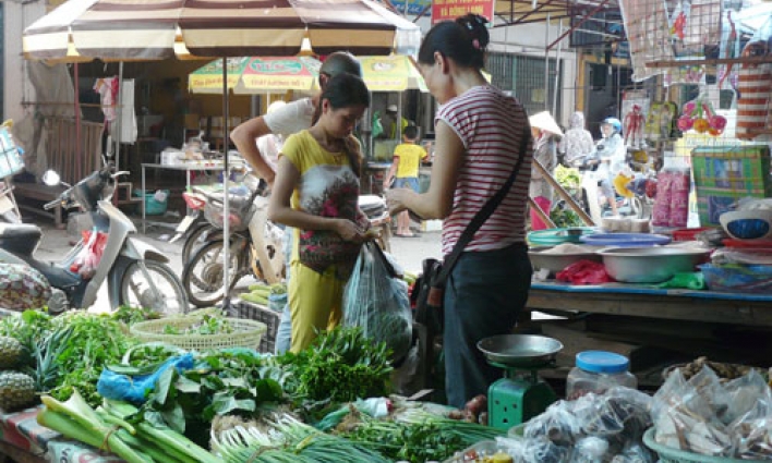 Rau xanh tăng giá mạnh