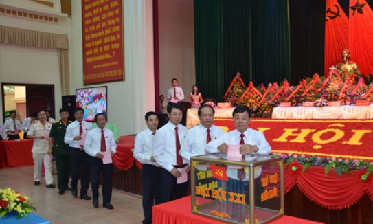 Đổi mới nâng cao chất lượng công tác tham mưu, giúp việc cấp ủy