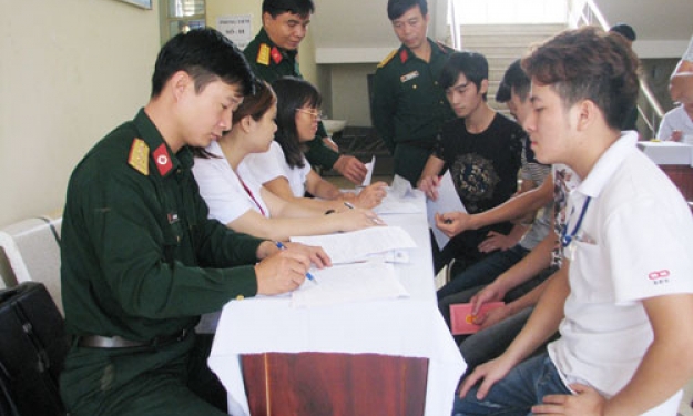 Khắc phục khó khăn, thực hiện tốt rà duyệt, sơ tuyển công dân nhập ngũ