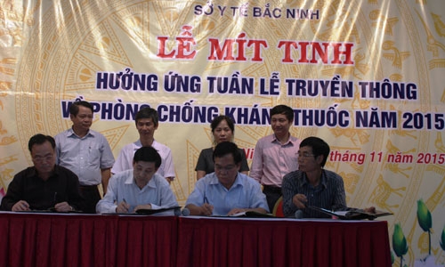 Mít tinh hưởng ứng Tuần lễ truyền thông về phòng chống kháng thuốc năm 2015