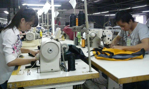 Kim ngạch xuất, nhập khẩu tăng cao so tháng trước