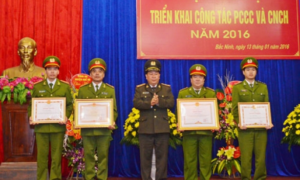 Triển công tác phòng cháy, chữa cháy và cứu nạn, cứu hộ năm 2016