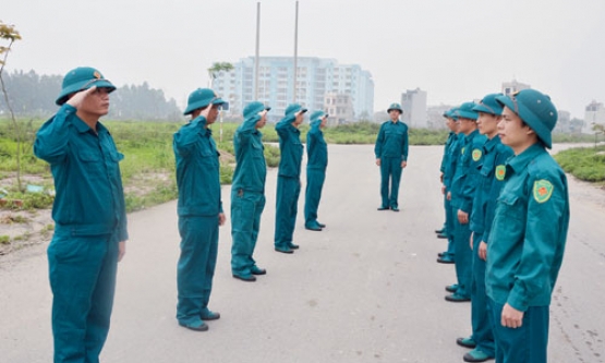 Dân quân, tự vệ thành phố Bắc Ninh vào mùa huấn luyện