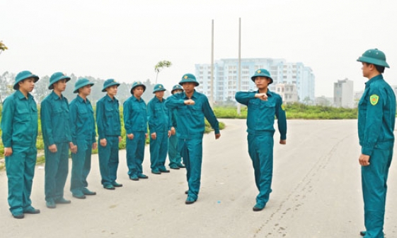 Toàn tỉnh ra quân huấn luyện dân quân, tự vệ đợt 1 năm 2016