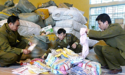 Đội Quản lý Thị trường số 7 phát hiện, xử lý 30 vụ buôn bán, vận chuyển hàng lậu