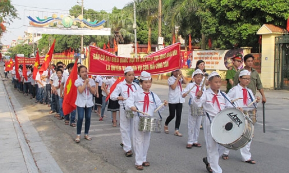 Hân hoan chào mừng ngày bầu cử