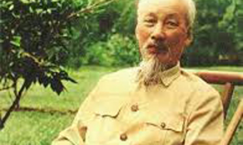 Hồ Chí Minh - ngọn cờ tư tưởng, phẩm chất đạo đức sáng ngời