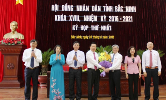 Kỳ họp thứ nhất HĐND tỉnh khóa XVIII bầu các chức danh chủ chốt HĐND, UBND tỉnh