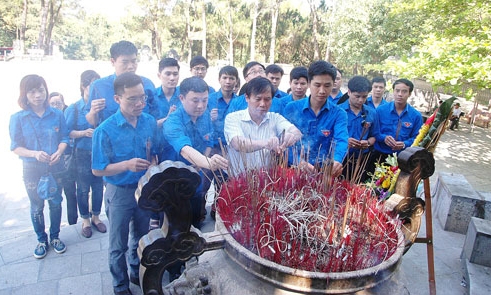 Truyền lửa qua mỗi chuyến đi