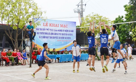 Cảnh sát Phòng cháy và Chữa cháy tỉnh tổ chức giải thể thao ngày truyền thống