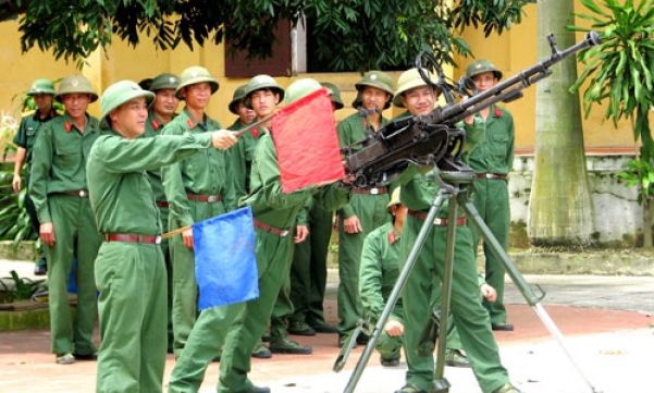 Xây dựng đơn vị khung thường trực vững mạnh toàn diện