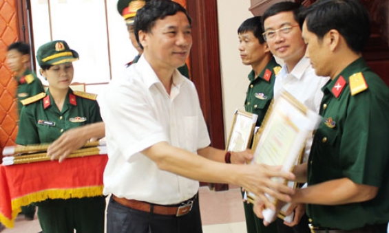 Giao ban phối hợp chỉ đạo thực hiện công tác dân vận giữa Cục chính trị với Ban Dân vận 6 tỉnh trên địa bàn Quân khu 1