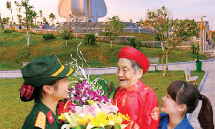 Làm tốt hơn nữa công tác thương binh, liệt sỹ và người có công với cách mạng