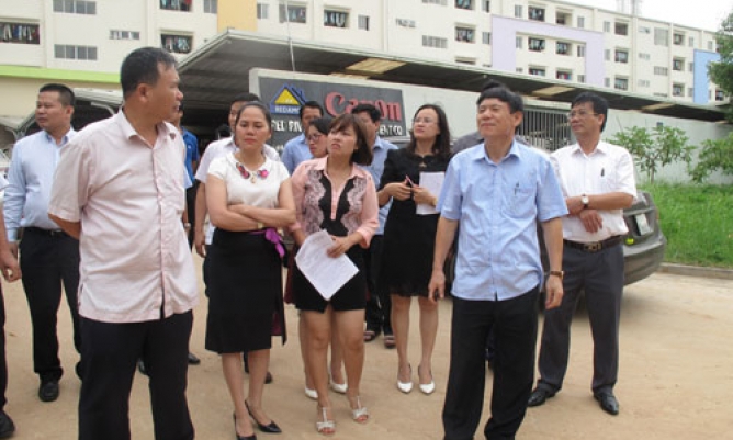 Lãnh đạo tỉnh làm việc với Công ty TNHH Quản lý bất động sản Sông Hồng
