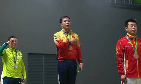 Hoàng Xuân Vinh phá kỷ lục Olympic, giành Huy chương vàng lịch sử