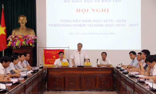 Sở GD-ĐT Bắc Ninh được Bộ GD-ĐT tặng Cờ Đơn vị dẫn đầu phong trào thi đua năm học 2015-2016 
