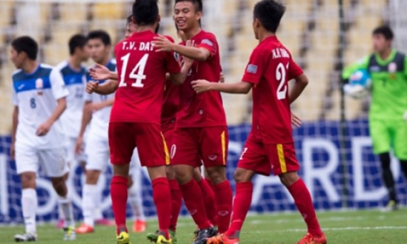 Hạ Kyrgyzstan 3-1, U-16 VN đoạt vé vô tứ kết