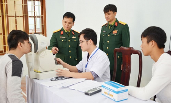 “Dân chủ, công khai, công bằng, đúng luật” trong tuyển quân