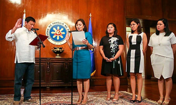 Philippines điều tra vụ rò rỉ email liên quan tới phó tổng thống