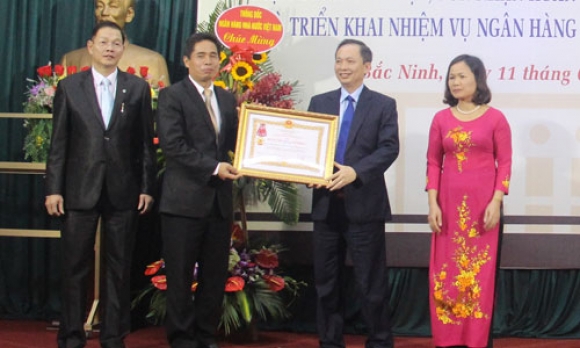 NHNN tỉnh đón nhận Huân chương Lao động hạng Nhì