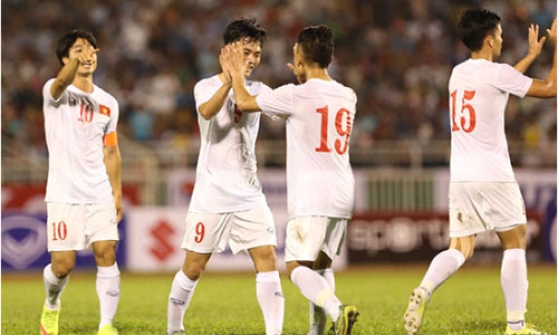 Công Phượng lập công, U23 Việt Nam đè bẹp U23 Malaysia