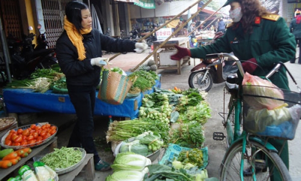 Nhiều mặt hàng giảm giá mạnh