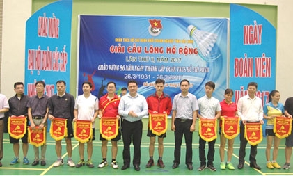 Giải cầu lông mở rộng lần thứ II