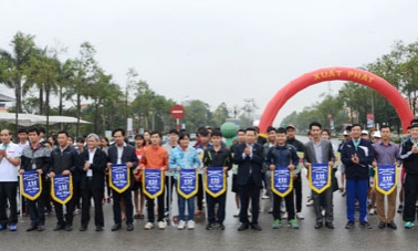 Yên Phong bảo vệ thành công ngôi vô địch Giải chạy “Khỏe để lập nghiệp và giữ nước” Cúp Báo Bắc Ninh năm 2017