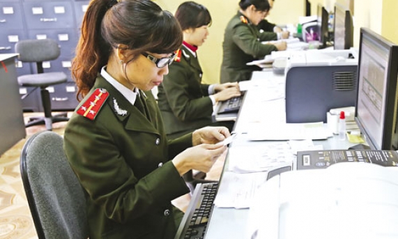 Những người giúp hồ sơ “lên tiếng”