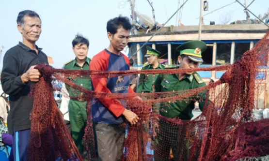 Việt Nam tiếp tục phản đối Trung Quốc tổ chức du lịch trái phép