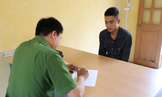 Bắt đối tượng vận chuyển 3 bánh heroin