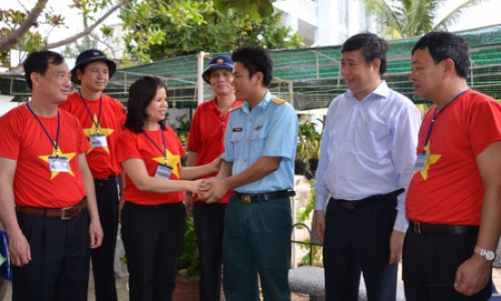 Trường Sa hiên ngang nơi đầu sóng