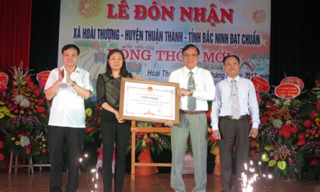 Hoài Thượng đạt chuẩn nông thôn mới