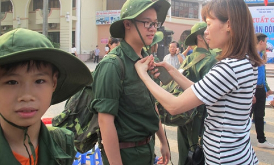 124 thanh, thiếu niên tham gia Học kỳ quân đội 