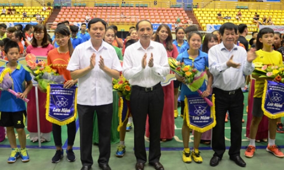 Gần 200 tay vợt tranh tài tại giải Cầu lông các cây vợt thiếu niên, trẻ xuất sắc toàn quốc năm 2017