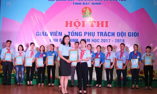 Hội thi “Giáo viên-Tổng phụ trách đội giỏi tỉnh” năm học 2017-2018