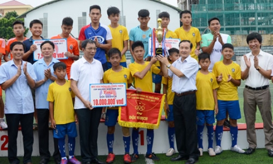 Tiên Du đoạt Cúp Vô địch