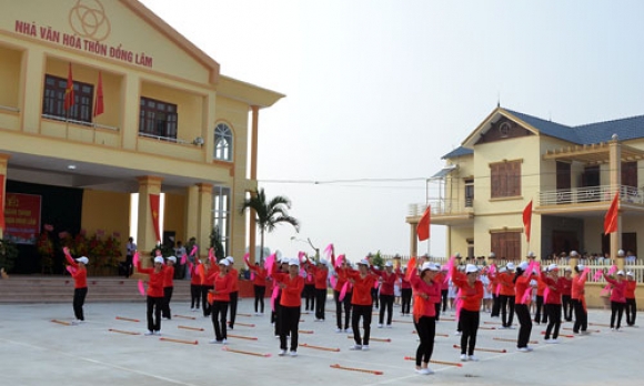 Đổng Lâm khơi sức dân xây dựng nông thôn mới