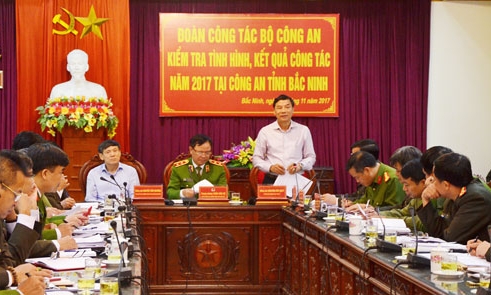 Đoàn công tác Bộ Công an kiểm tra kết quả công tác năm 2017 tại Công an tỉnh