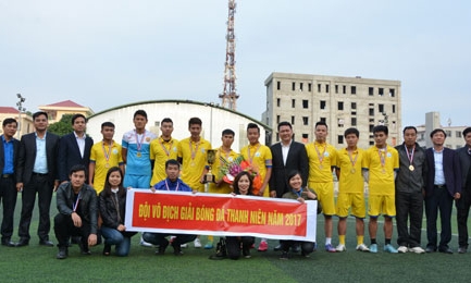 Đội Công ty cổ phần Nước sạch Bắc Ninh giành Cúp vô địch