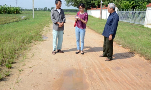 Đường giao thông xuống cấp, người dân Đông Du Ngoài (Đào Viên) mong những con đường mới