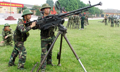 “Trung thành, sáng tạo, đoàn kết, vượt khó, dạy tốt, học tốt”