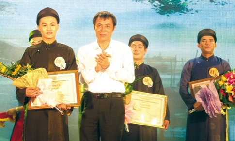 Yêu Quan họ bằng cả trái tim