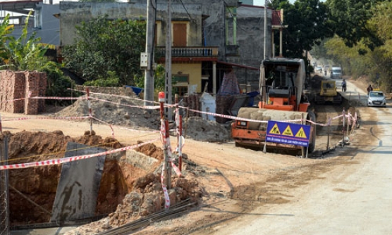 Bảo đảm an toàn trên các công trường giao thông dịp Tết