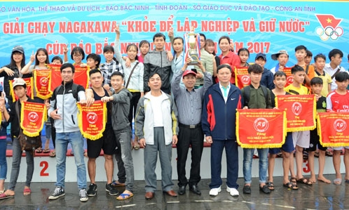 Yên Phong quyết giữ ngôi đầu