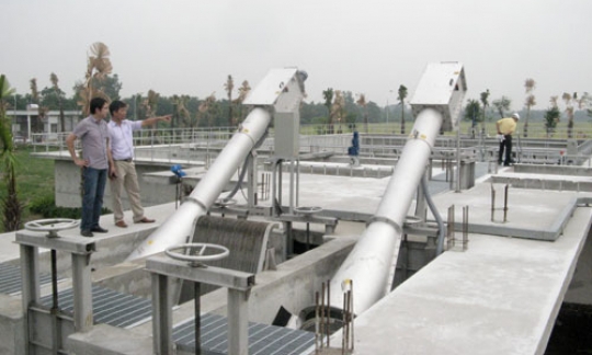 UBND tỉnh: Xem xét đề xuất đầu tư xây dựng hệ thống xử lý nước thải các đô thị theo hình thức PPP