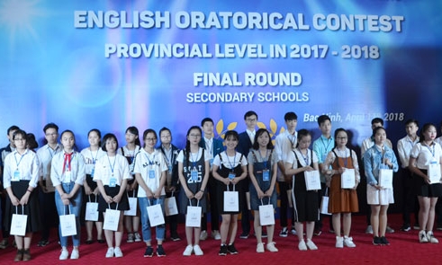 27 thí sinh dự thi hùng biện Tiếng Anh cấp tỉnh năm 2018