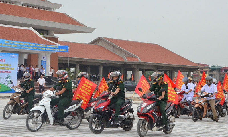 Mít tinh hưởng ứng Ngày Thế giới không thuốc lá và Tuần lễ Quốc gia không khói thuốc