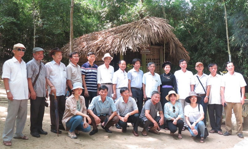 Chuyến đi nhiều ý nghĩa với văn nghệ sĩ Bắc Ninh
