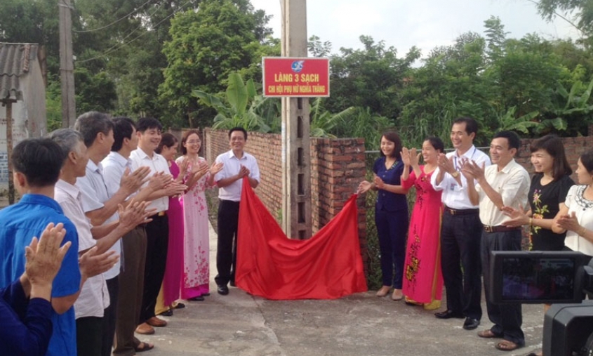 Phụ nữ Gia Bình  chú trọng thực hiện “3 sạch”